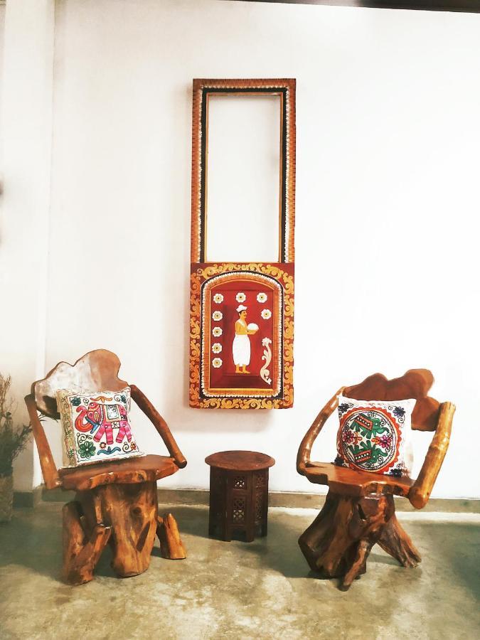 Barefoot Inn Kandy Bagian luar foto