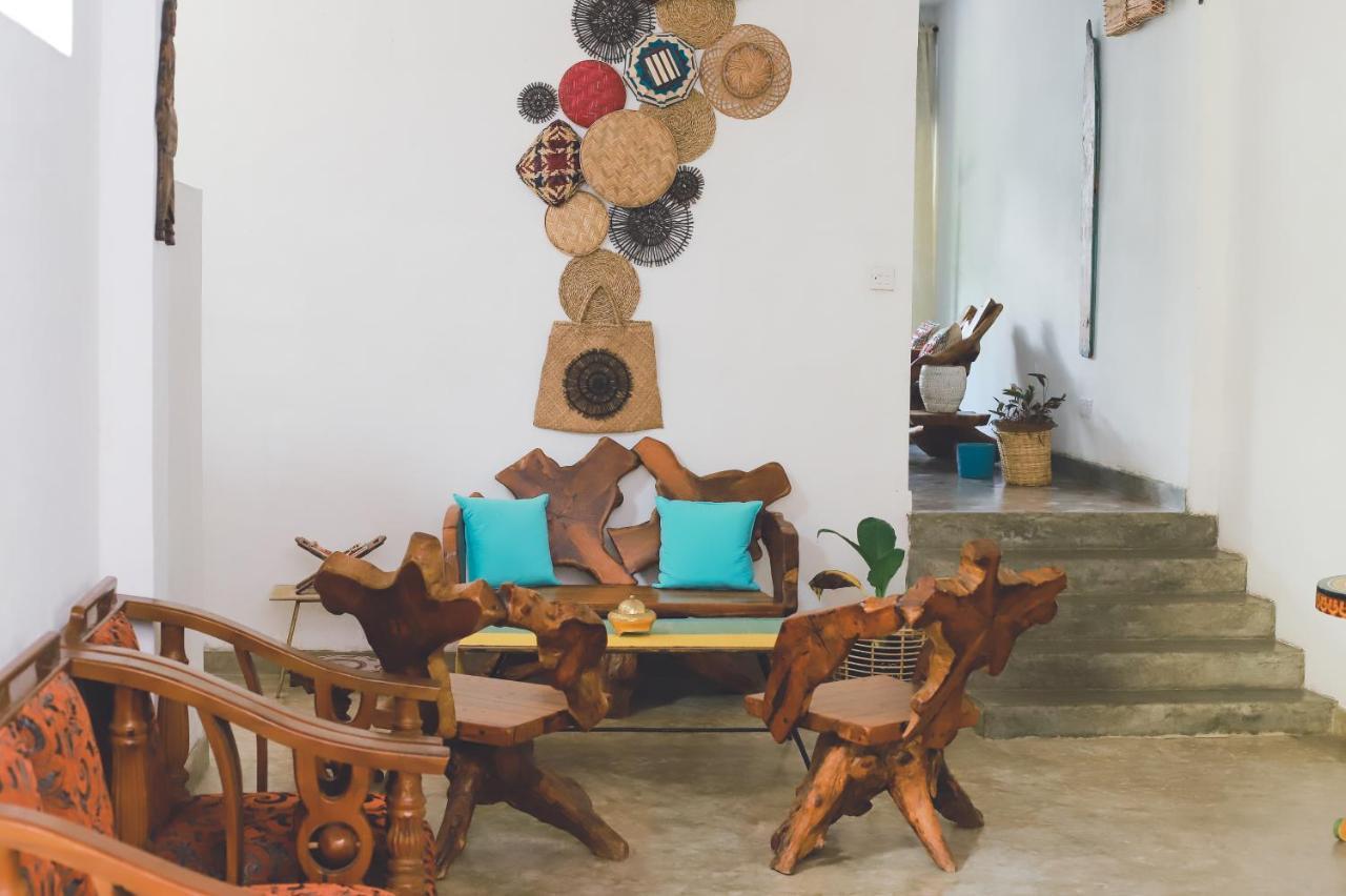 Barefoot Inn Kandy Bagian luar foto