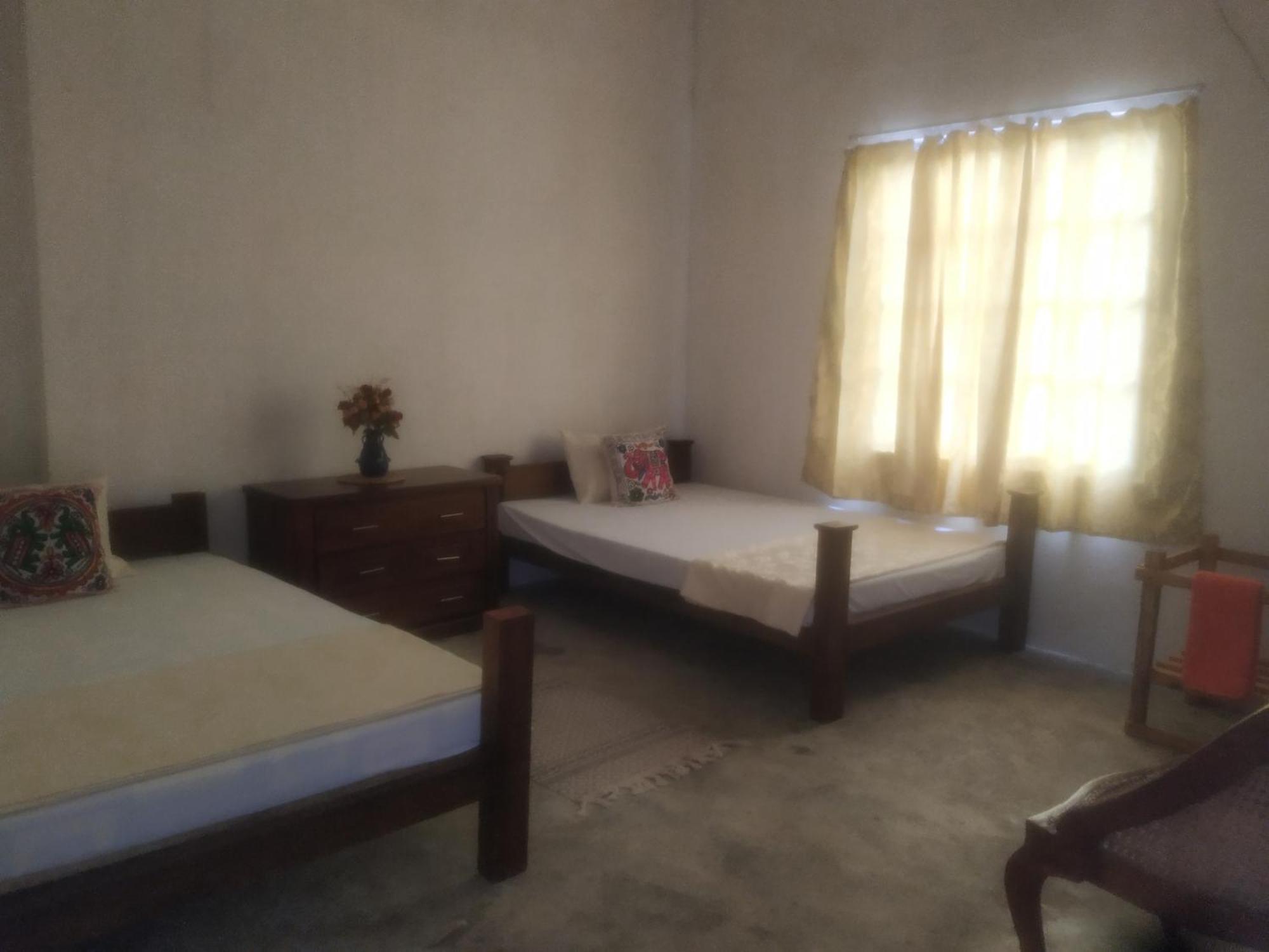 Barefoot Inn Kandy Bagian luar foto